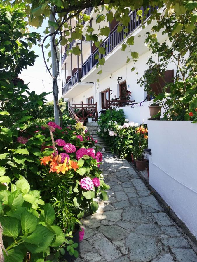 Hotel Erato Khorevtón Exterior foto